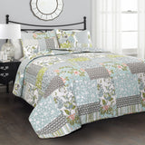 Bedding Bundle: Roesser Quilt Set + Pom Pom Stripe Quilt Set - Full/Queen