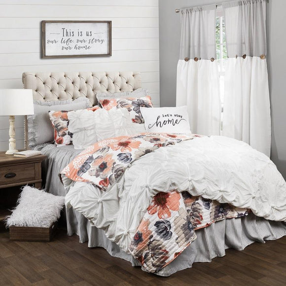 Bedding Bundle: Leah Quilt Set + Bella Comforter - King